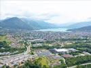 Photos aériennes de "d'annecy" - Photo réf. E142416 - Vue gnrale de la ville d'Annecy et le lac en arrire-plan