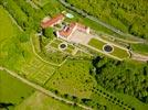 Photos aériennes de "francaise" - Photo réf. E143008 - Le Chteau de La Batisse et ses jardins  la franaise