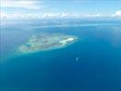Photos aériennes de "blanc" - Photo réf. E143557 - L'Ilot de sable blanc entour d'eau bleu paradisiaque