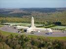 Photos aériennes de "memorial" - Photo réf. E141623 - C'est ici que sont enterrs plus de 130 000 hommes tombs au combat pendant la premire guerre mondiale.