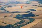 Photos aériennes de "montgolfiere" - Photo réf. C157945 - Lorraine Mondial Air Ballons 2015 : Vol du Dimanche 26 Juillet le matin lors du Record Mondial de Dcollage en Ligne. (The Great Line, In-line Mass Ascent)