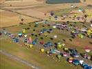 Photos aériennes de "montgolfiere" - Photo réf. E157776 - Lorraine Mondial Air Ballons 2015 : Vol du Dimanche 26 Juillet le matin lors du Record Mondial de Dcollage en Ligne. (The Great Line, In-line Mass Ascent)