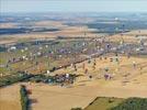 Photos aériennes de "montgolfiere" - Photo réf. E157785 - Lorraine Mondial Air Ballons 2015 : Vol du Dimanche 26 Juillet le matin lors du Record Mondial de Dcollage en Ligne. (The Great Line, In-line Mass Ascent)