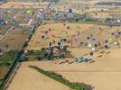 Photos aériennes de "montgolfiere" - Photo réf. E157786 - Lorraine Mondial Air Ballons 2015 : Vol du Dimanche 26 Juillet le matin lors du Record Mondial de Dcollage en Ligne. (The Great Line, In-line Mass Ascent)