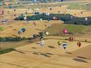 Photos aériennes de "montgolfiere" - Photo réf. E157799 - Lorraine Mondial Air Ballons 2015 : Vol du Dimanche 26 Juillet le matin lors du Record Mondial de Dcollage en Ligne. (The Great Line, In-line Mass Ascent)
