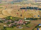 Photos aériennes de "LMAB" - Photo réf. E157807 - Lorraine Mondial Air Ballons 2015 : Vol du Dimanche 26 Juillet le matin lors du Record Mondial de Dcollage en Ligne. (The Great Line, In-line Mass Ascent)