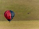 Photos aériennes de "montgolfiere" - Photo réf. E157809 - Lorraine Mondial Air Ballons 2015 : Vol du Dimanche 26 Juillet le matin lors du Record Mondial de Dcollage en Ligne. (The Great Line, In-line Mass Ascent)