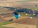 Photos aériennes de "montgolfiere" - Photo réf. E157813 - Lorraine Mondial Air Ballons 2015 : Vol du Dimanche 26 Juillet le matin lors du Record Mondial de Dcollage en Ligne. (The Great Line, In-line Mass Ascent)