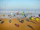 Photos aériennes de "montgolfiere" - Photo réf. E157991 - Lorraine Mondial Air Ballons 2015 : Vol du Vendredi 31 Juillet le matin.