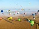 Photos aériennes de "montgolfiere" - Photo réf. E157999 - Lorraine Mondial Air Ballons 2015 : Vol du Vendredi 31 Juillet le matin.