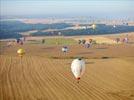 Photos aériennes de "montgolfiere" - Photo réf. E158054 - Lorraine Mondial Air Ballons 2015 : Vol du Vendredi 31 Juillet le matin.