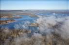 Photos aériennes de "ciel" - Photo réf. E174749 - La dissipation du brouillard matinal est un spectacle magique vu du ciel