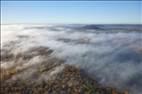 Photos aériennes de "ciel" - Photo réf. E174757 - La dissipation du brouillard matinal est un spectacle magique vu du ciel