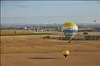 Photos aériennes - Mondial Air Ballons 2021 - Photo réf. E174978 - Grand Est Mondial Air Ballons 2021 : Grande Ligne du Dimanche 25 Juillet au matin.